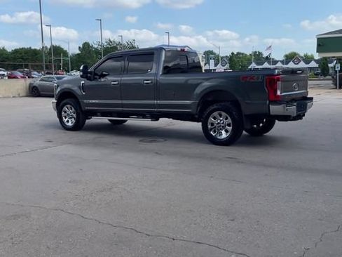 Used 2019 Ford F350 Lariat w/ Chrome Package AWD/4WD image 6