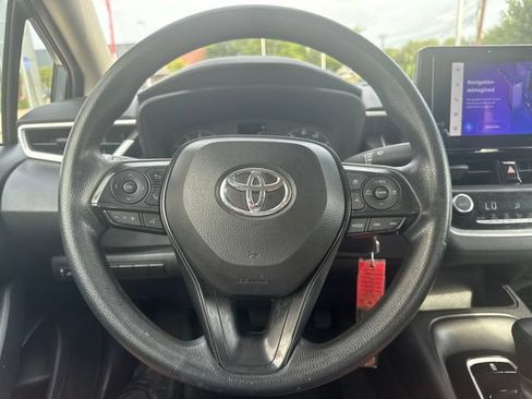 Used 2024 Toyota Corolla LE FWD image 17
