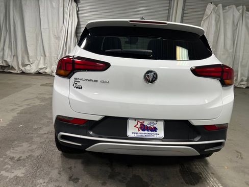 Used 2023 Buick Encore GX Preferred w/ Cold Weather Comfort Package AWD/4WD image 6