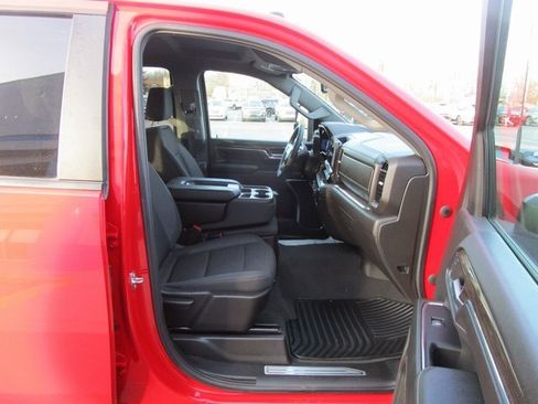 Used 2024 Chevrolet Silverado 3500 LT w/ Convenience Package image 25