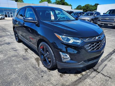 Used 2018 Chevrolet Equinox LT FWD image 3