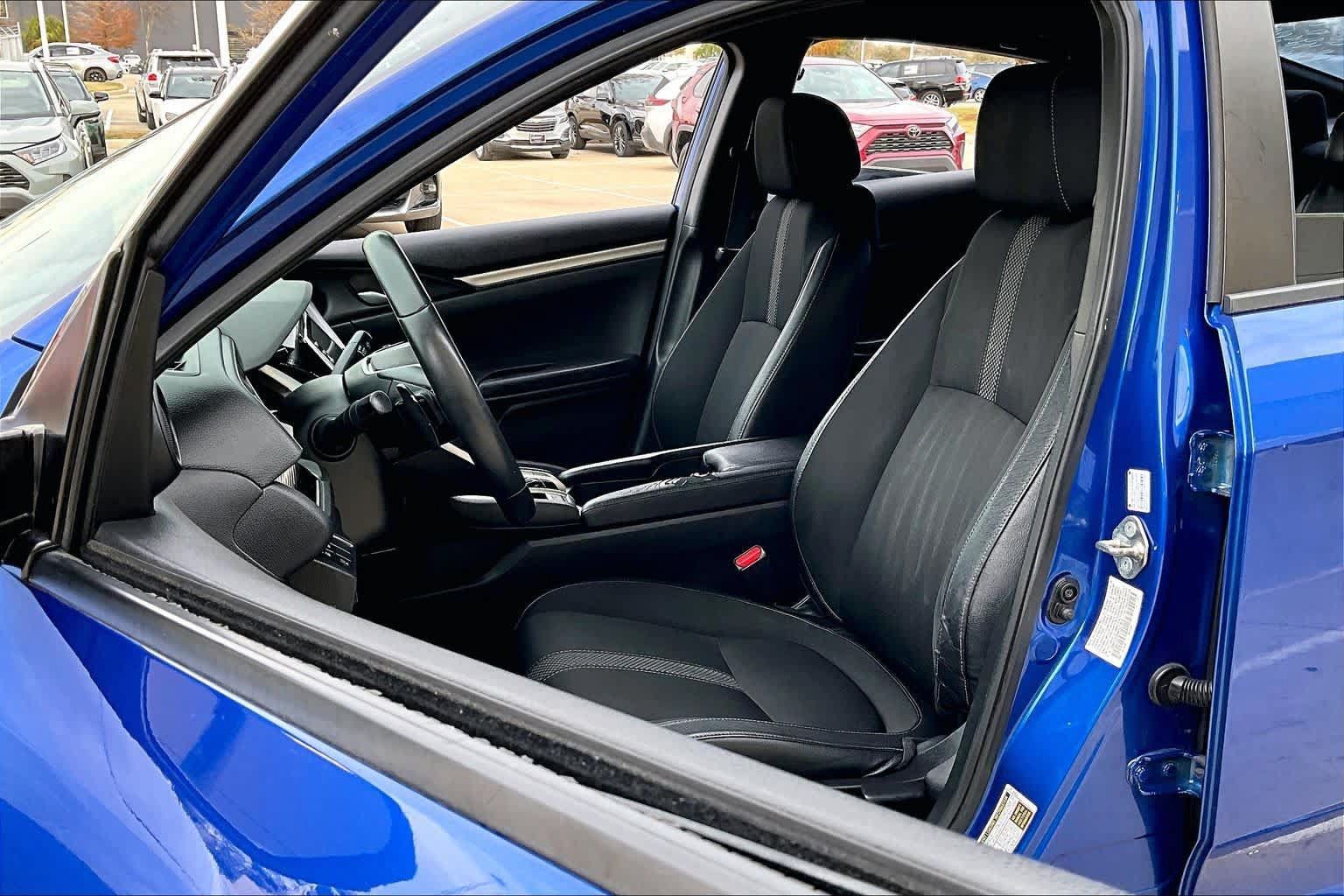 Used 2019 Honda Civic Sport image 8