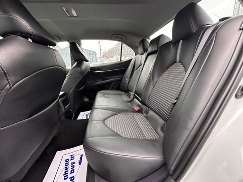 Used 2023 Toyota Camry SE image 21