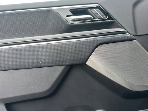 Used 2025 GMC Sierra EV Denali image 11