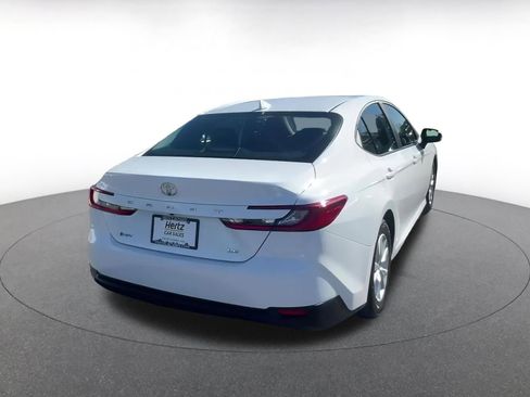 Used 2025 Toyota Camry LE image 14
