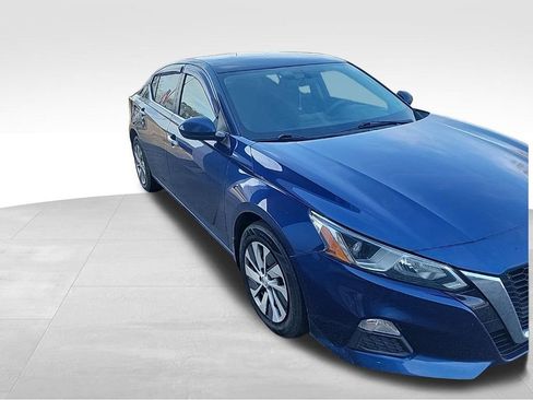 Used 2020 Nissan Altima 2.5 S image 4