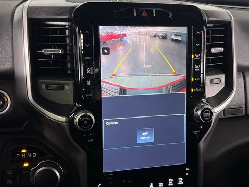 Used 2024 RAM 2500 Big Horn w/ Sport Appearance Package image 20