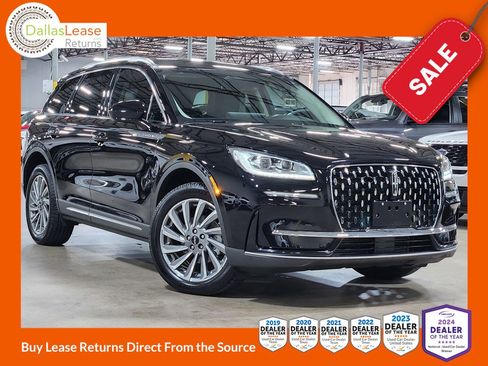 Used 2023 Lincoln Corsair Reserve image 1