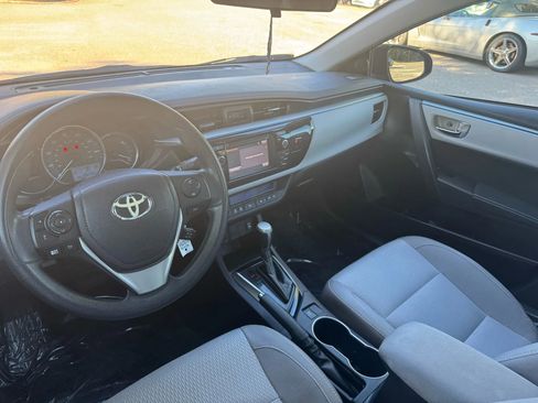 Used 2016 Toyota Corolla LE image 17