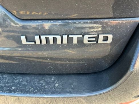 Used 2024 Jeep Grand Cherokee Limited AWD/4WD image 7