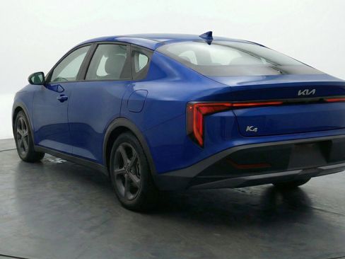 Used 2025 Kia K4 LXS image 6
