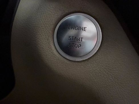 Used 2017 Mercedes-Benz GLE 350 4MATIC w/ Premium 1 Package image 38