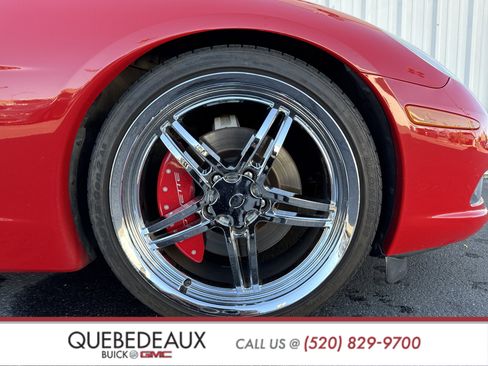 Used 2005 Chevrolet Corvette Coupe w/ Preferred Equipment Group image 27