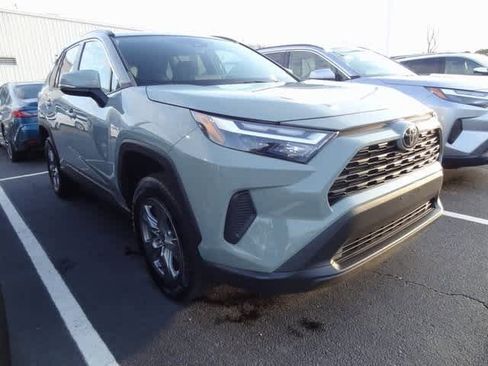 Used 2023 Toyota RAV4 XLE image 3