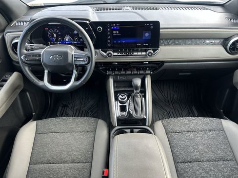 Used 2024 Chevrolet Colorado ZR2 image 18