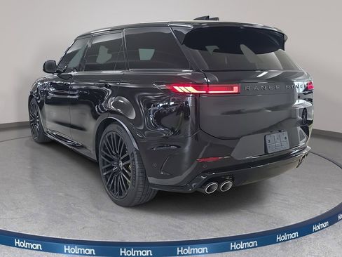 Used 2024 Land Rover Range Rover Sport image 9