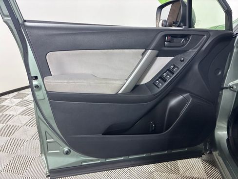Used 2014 Subaru Forester 2.5i Premium image 26