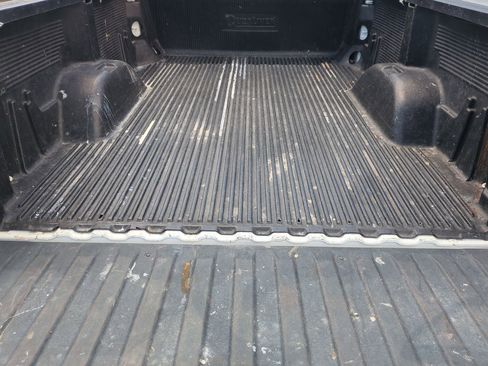 Used 2022 Chevrolet Silverado 1500 W/T RWD image 22