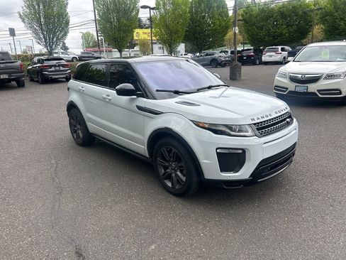 Used 2018 Land Rover Range Rover Evoque Landmark Edition AWD/4WD image 2