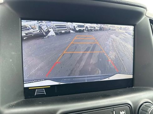 Used 2021 GMC Terrain SLT w/ Infotainment Package II image 13