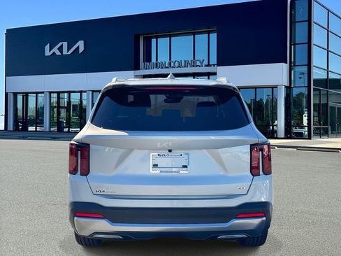 New 2026 Kia Sorento EX AWD/4WD image 5
