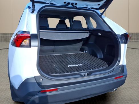 Used 2024 Toyota RAV4 XLE image 9