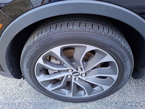 Used 2023 Lincoln Nautilus Reserve w/ Cargo Utility Package image 4