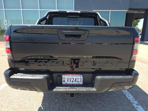 Certified 2024 Nissan Frontier SV w/ Hardbody Edition AWD/4WD image 4