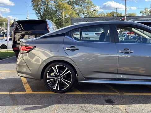 Used 2021 Nissan Sentra SR image 12