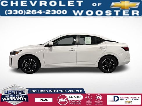 Used 2025 Nissan Sentra SV image 3