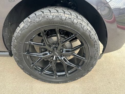 Used 2026 Ford Expedition Max Platinum w/ Stealth Performance Package AWD/4WD image 15