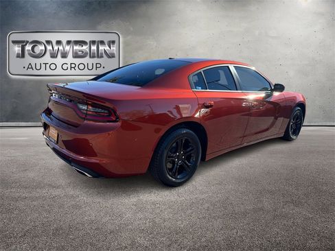 Used 2022 Dodge Charger SXT image 4