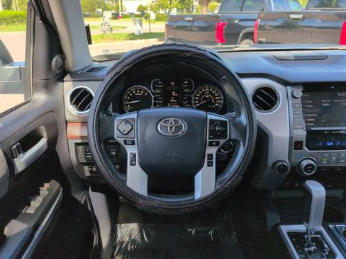 Used 2020 Toyota Tundra Limited w/ Limited Premium Package AWD/4WD image 15