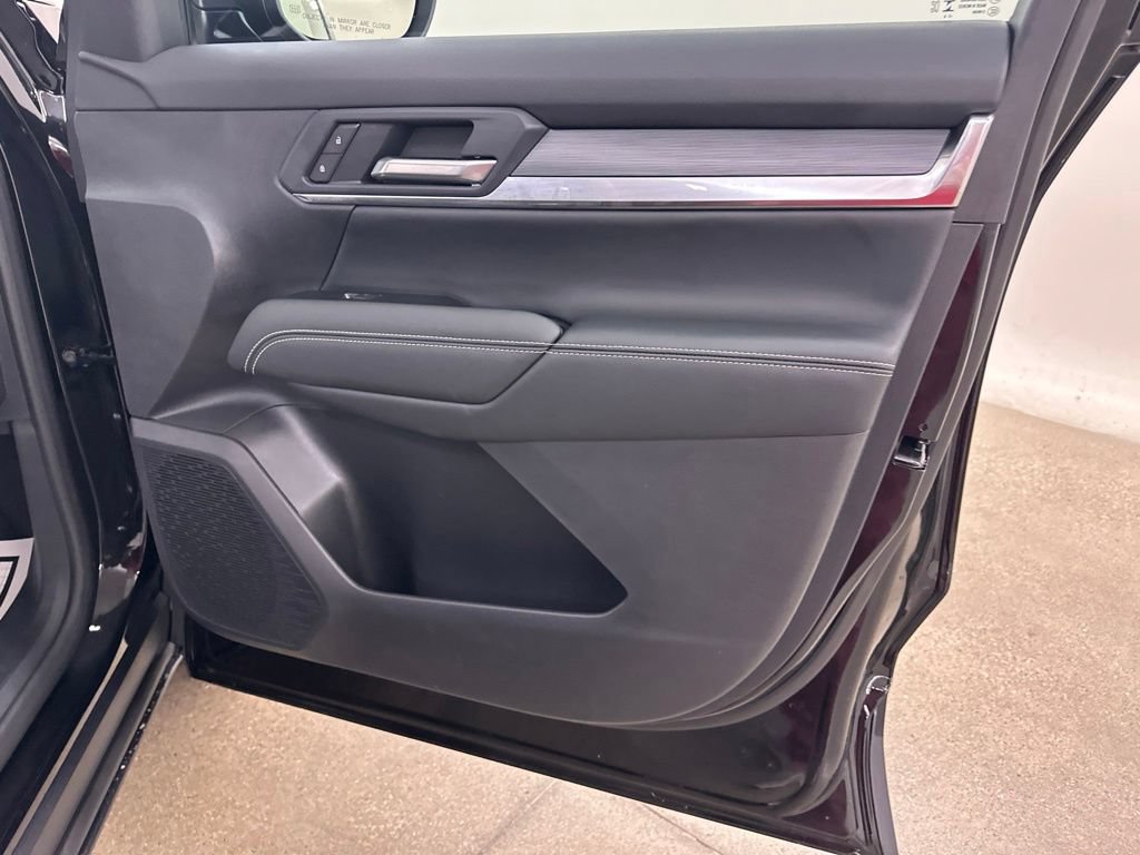 New 2027 GMC Terrain Elevation w/ Elevation Premium Package AWD/4WD image 20