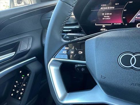 New 2025 Audi Q5 Premium image 33