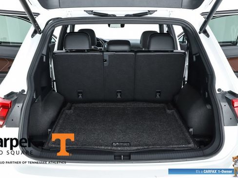 Used 2024 Volkswagen Tiguan SEL R-Line AWD/4WD image 28