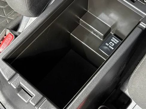 Used 2025 Mitsubishi Outlander Sport ES AWD/4WD image 40