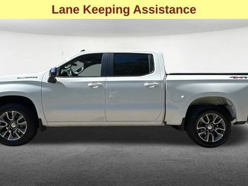 Used 2024 Chevrolet Silverado 1500 LT AWD/4WD image 6