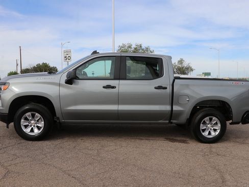 Used 2026 Chevrolet Silverado 1500 W/T w/ Trailering Package AWD/4WD image 4