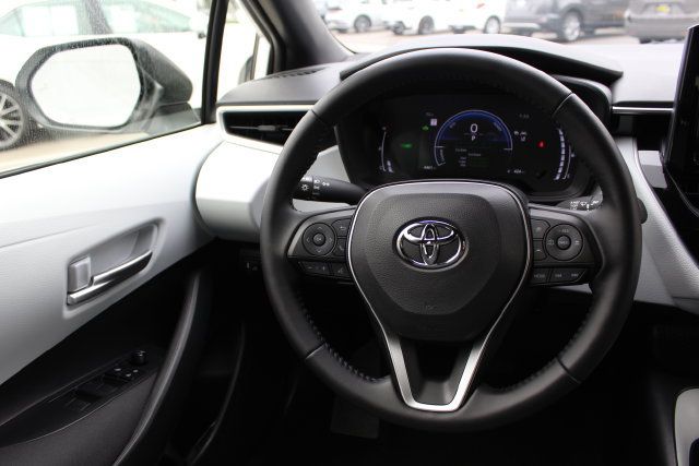 Certified 2026 Toyota Corolla SE FWD image 42