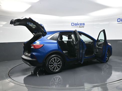 Used 2022 Ford Escape SEL w/ Technology Package image 52