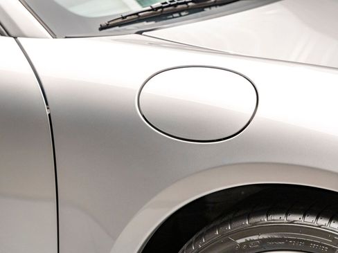 Used 2006 Porsche Cayman S image 31