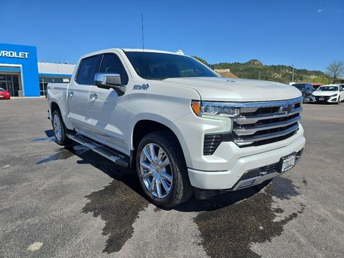 Certified 2025 Chevrolet Silverado 1500 High Country w/ High Country Premium Package AWD/4WD image 7