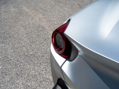 Certified 2019 Ferrari Portofino image 19