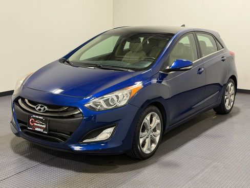 Used 2013 Hyundai Elantra GT w/ Tech Pkg FWD image 1