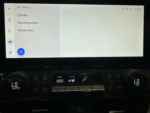 Used 2025 Toyota Grand Highlander AWD image 30