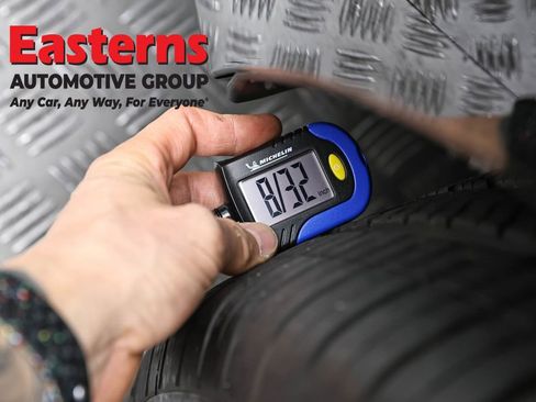 Used 2025 Dodge Charger R/T Scat Pack w/ Track Pack image 25