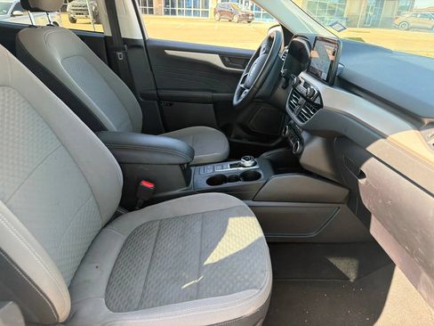 Used 2022 Ford Escape SE w/ Convenience Package FWD image 15
