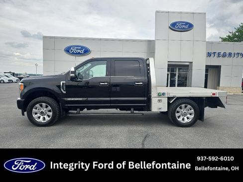 Used 2018 Ford F250 Platinum w/ Platinum Ultimate Package AWD/4WD image 1