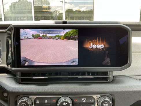 New 2025 Jeep Gladiator Sport image 22